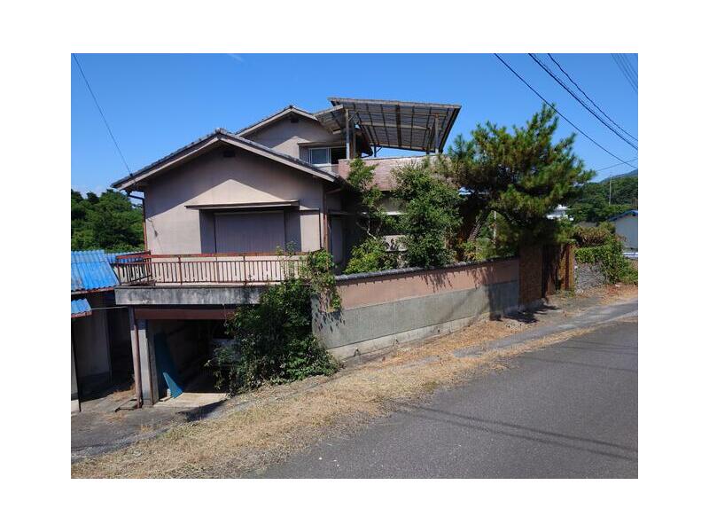 Iguchi, Kamiura-cho, Imabari-shi, Hyogo 3F 5LDK

980,000 yen