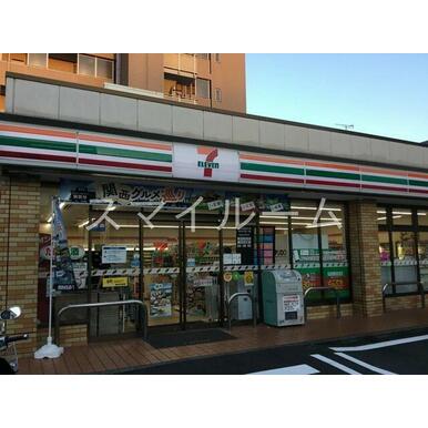 セブンイレブン大田区西糀谷1丁目店 距離：150m