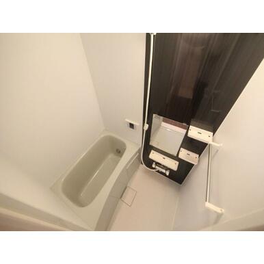 追い焚き　オートバス機能付バスルーム