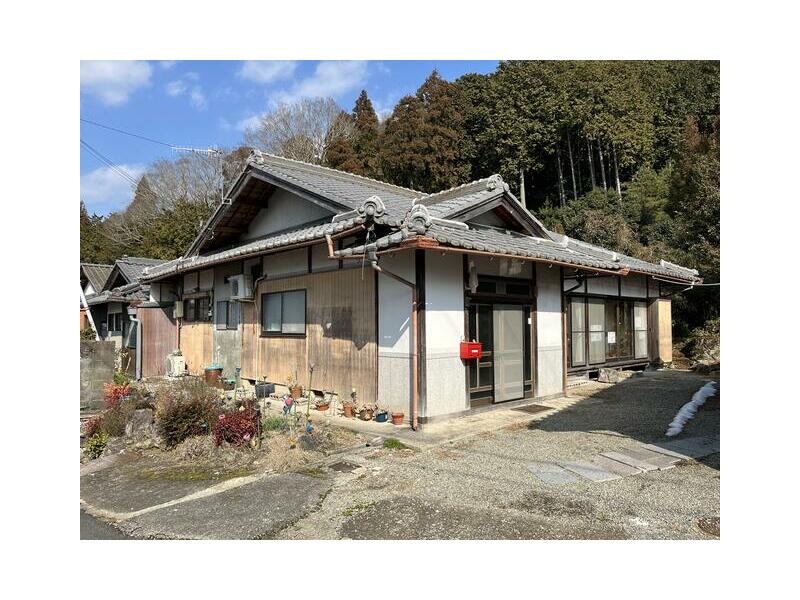 Tanigawa, Yamanan-cho, Tamba-shi, Tamba (Tanigawa station) Single-story building, 6SDK

2.5 million yen