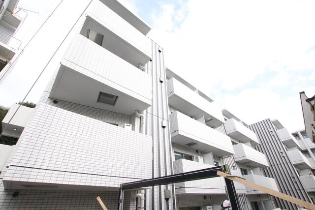 アットホーム 中野区 中野２丁目 中野駅 2階 提供元 株 ハウスメイトショップ 高田馬場店 中野区の賃貸マンション