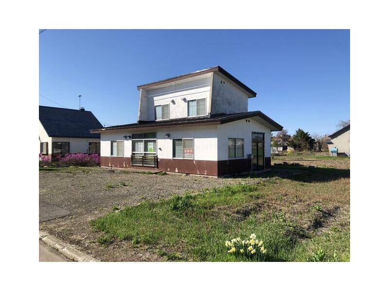 Mombetsu-gun Yubetsu-cho Nakayubetsu Higashimachi (Engaru Station) 2-story 4LDK