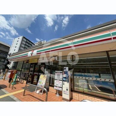 セブン-イレブン 吹田江の木町店 距離:100m