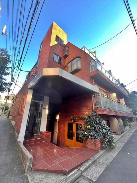 渋谷 間借り、間貸し店舗 ネイルサロン、物販、ランチ販売等に アット 