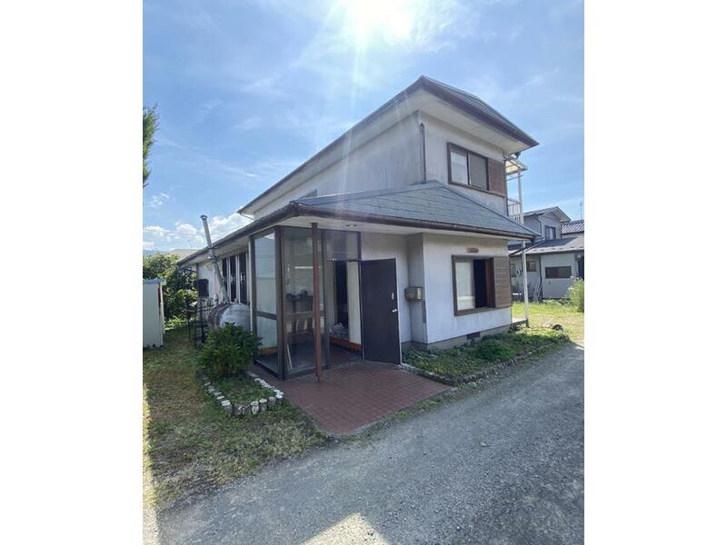 Ueina County, Minowa Town, Oaza Nakaminowa (Sawa Station), two-story building, 6DK