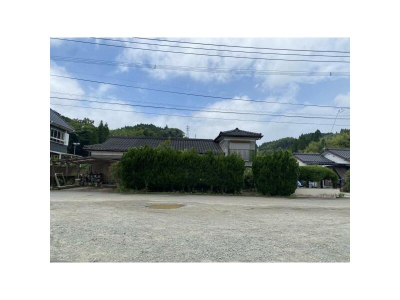 Nobeoka City, Oaza Itashiki (Obi Station) 2-story 7DK