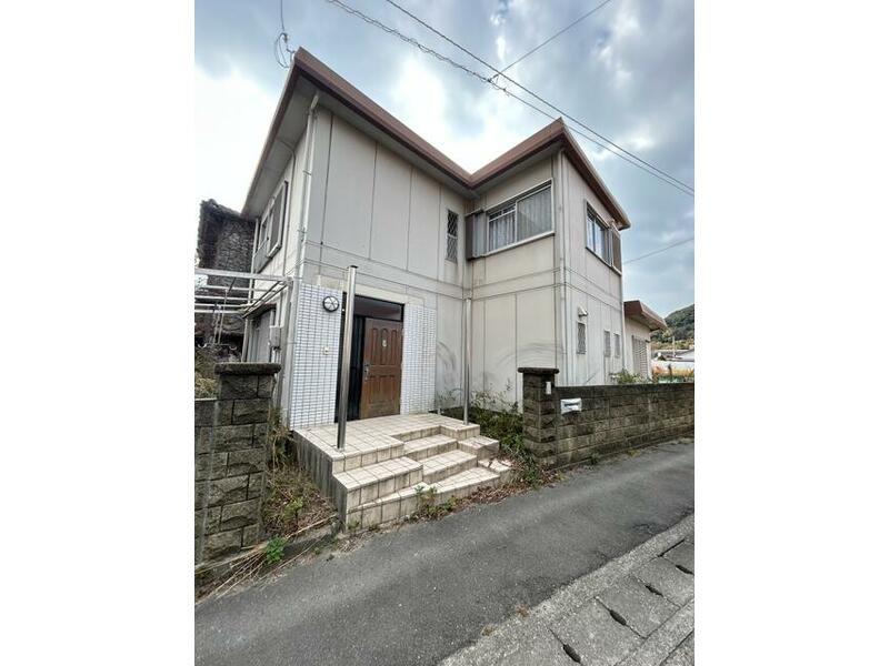 Harada, Tateiwa, Natsuyacho, Naruto-shi, Tokyo (Naruto Sta.) 2F 6DK

900,000 yen