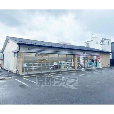 セブンイレブン嵯峨車折神社前 距離:207m