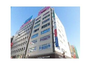 立川駅北口　ロータリー沿い駅を背にしてすぐ右側