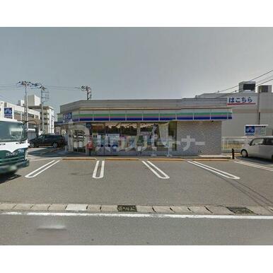 スリーエフ船橋夏見店 距離：210m