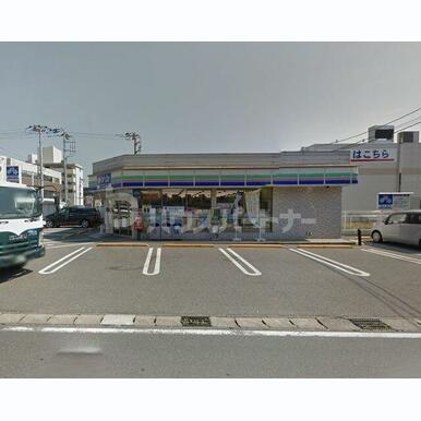 スリーエフ船橋夏見店 距離:210m