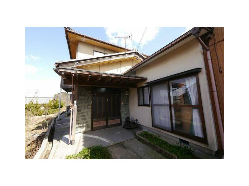 Hakui City, Hon'ei-cho Te (Chiji Station) 2-story building 11DK