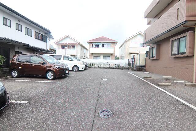アットホーム スカイコート徳重 ２０２ 提供元 株 洞口 ルームセレクト桜山店 名古屋市緑区の賃貸マンション