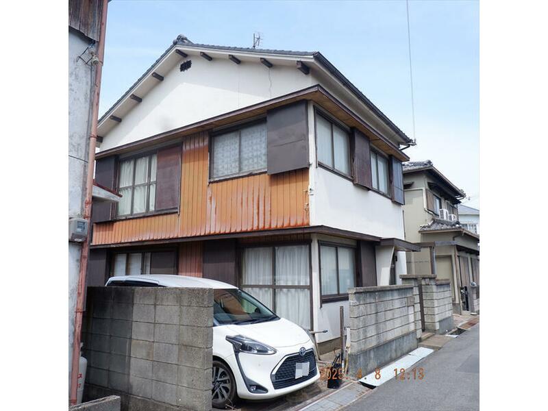 Wakayama City, Enobara (Nakamatsue Station) 2-story building 5DK