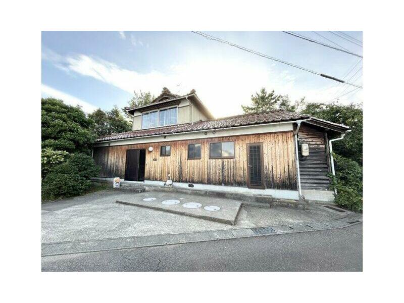 Kaga City, Kuwahara Town (Dohashi Station), 2-story, 9DK