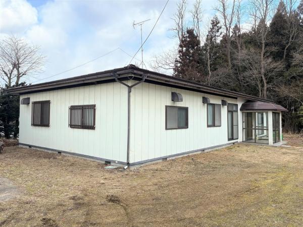Cheap house for sale in Rokunohe, Aomori