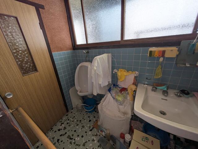 Nagae 2-chome, Onomichi City (near Onomichi Station) 2-story building, 5DK &mdash; photo 7