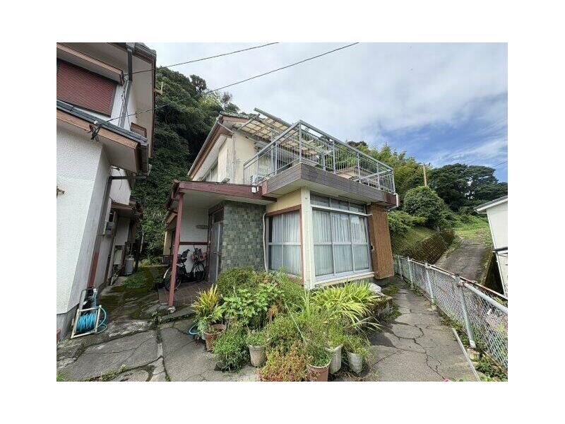 Kagoshima City, Reimizu-cho (Suizokukan-guchi Station) 2-story 3DK