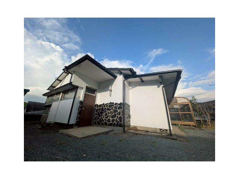 Koshi City, Sakae (Miyoshi Station) single-story building 5DK