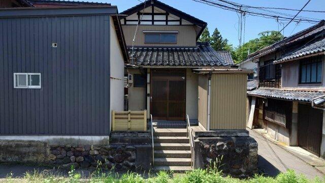 宮崎市不動産 2階建 5DK 貸家ペット可。