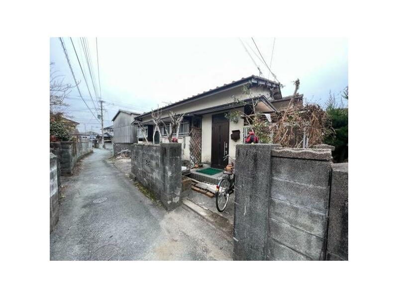 48 minutes on foot from JR Kagoshima Main Line "Omuta" Station [Bus available] Bus 11 minutes to Katsutachi, 4 minutes on foot