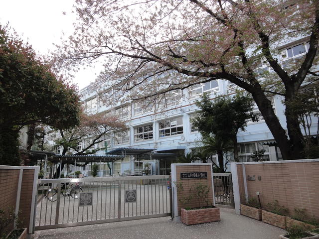東京都 世田谷区 三軒茶屋2丁目 三軒茶屋駅 の貸しビル 倉庫 その他 賃貸 不動産情報はアットホーム 東京都 世田谷区 三軒茶屋2丁目 三軒茶屋駅 の貸しビル 倉庫 その他 賃貸 不動産情報はアットホーム