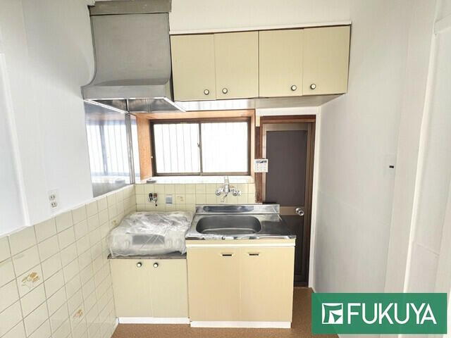 Kobe City, Nagata Ward, Horikiri-cho (Nagata Station), 2-story building, 4K &mdash; photo 3