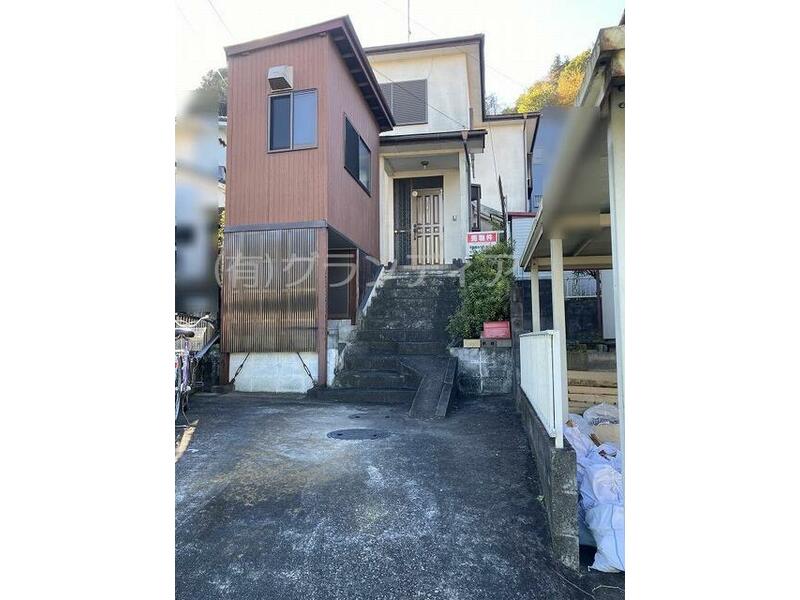 2F 5DK in Yorii-machi, Osato-gun, Hokkaido

2.5 million yen