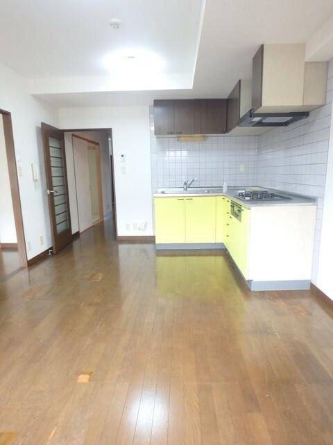 アットホーム グランデ南大沢 １０３ ４ｄｋ 提供元 株 賃貸ステーション 多摩センター店 八王子市の賃貸マンション