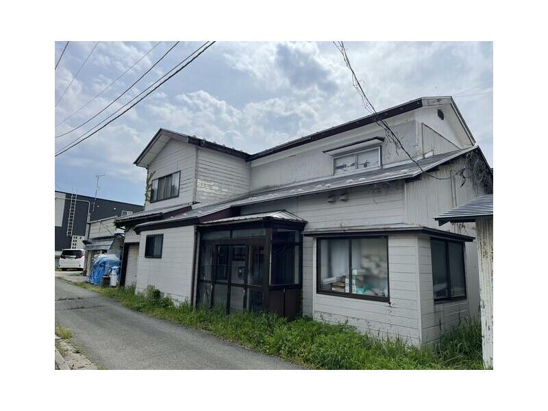 2-story building, 7DK in Ushijima Higashi 1-chome, Akita City