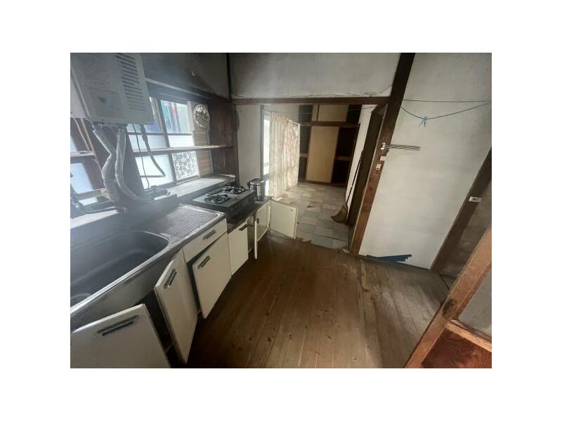 2-story building, 7DK in Maki-Ko, Nishi-Kanbara District, Niigata City (Maki Station)