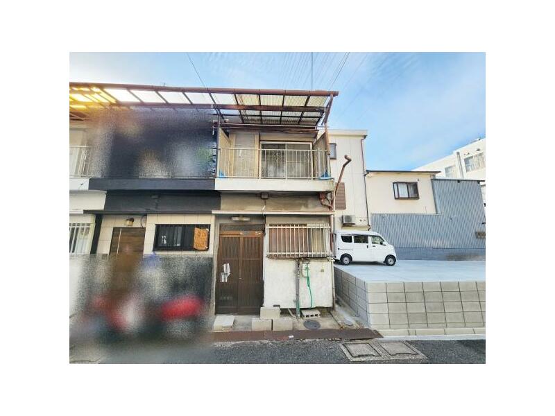 Shijonawate City, Ezemi Town (Shijonawate Station) 2-story 3DK