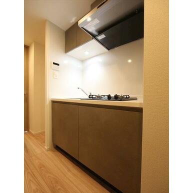 システムキッチン(ガス2口コンロ付)