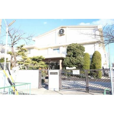 名古屋市立千音寺小学校 距離：566m