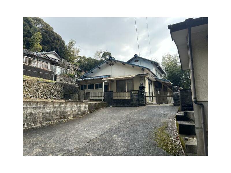2-story building, 6DK, Uehara-cho, Sasebo City