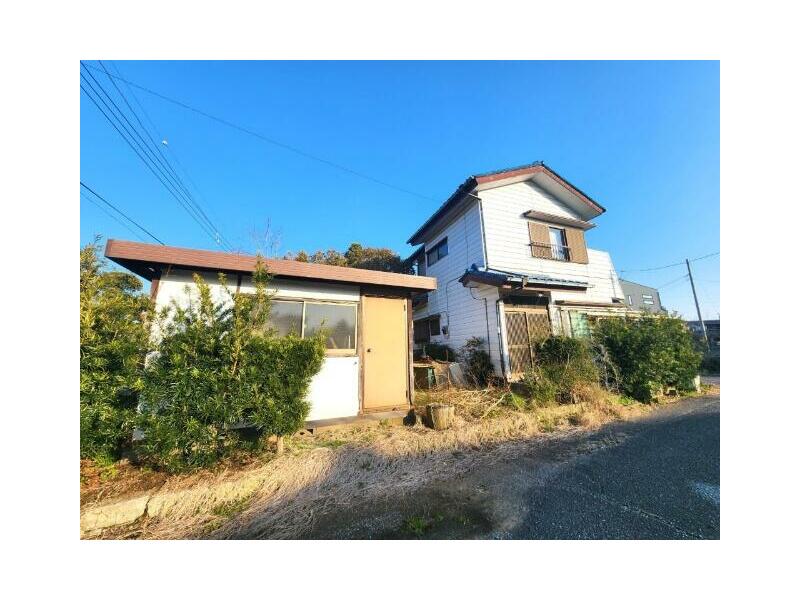 21 minutes on foot from Kominato Railway "Madachi" Station