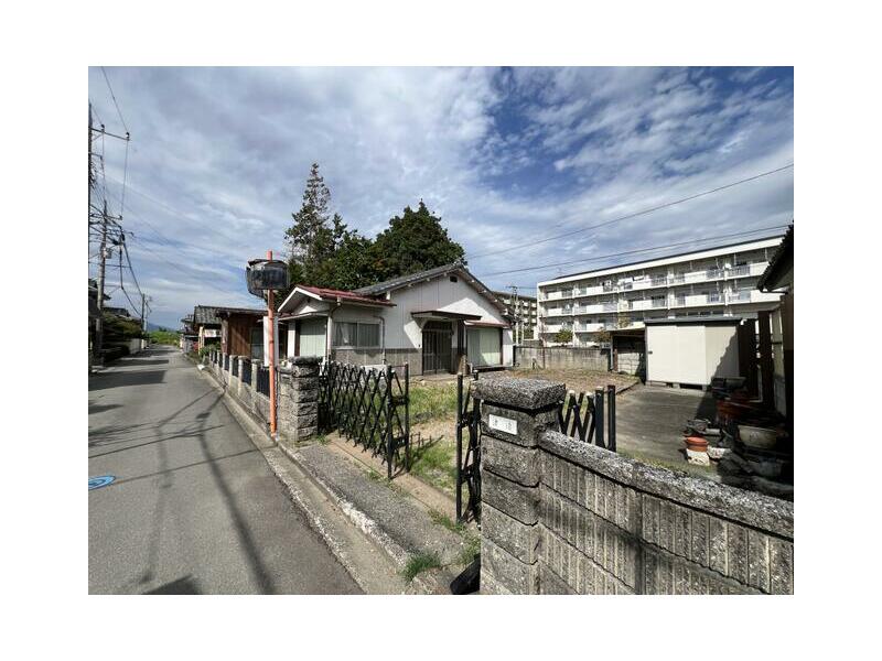 Ichikawa-Daimon, Ichikawa-Sango-cho, Nishiyashiro-gun (Ichikawa-Honmachi Sta.) Single story house, 3 SLDK

3SLDK 4.6 million yen