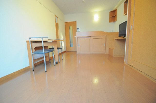 アットホーム レオパレス川名駒方 １０２ １ｋ 提供元 エステートプラス 株 名古屋市昭和区の賃貸アパート