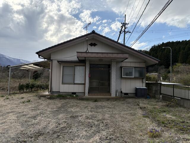 Cheap house for sale in Zao, Miyagi
