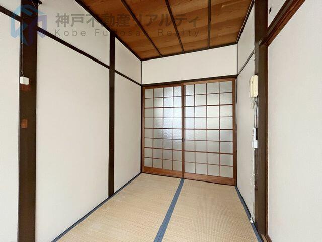 Kobe City, Tarumi Ward, Higashi-Tarumi 2-chome (near Higashi-Tarumi Station), 2-story building, 3DK &mdash; photo 5