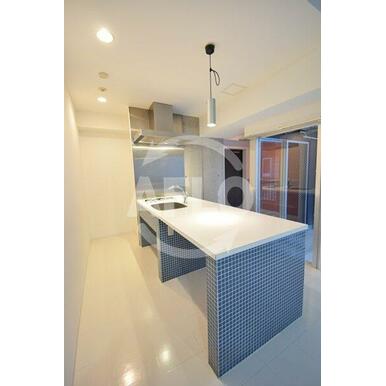 ルクレ堺筋本町レジデンス　キッチン