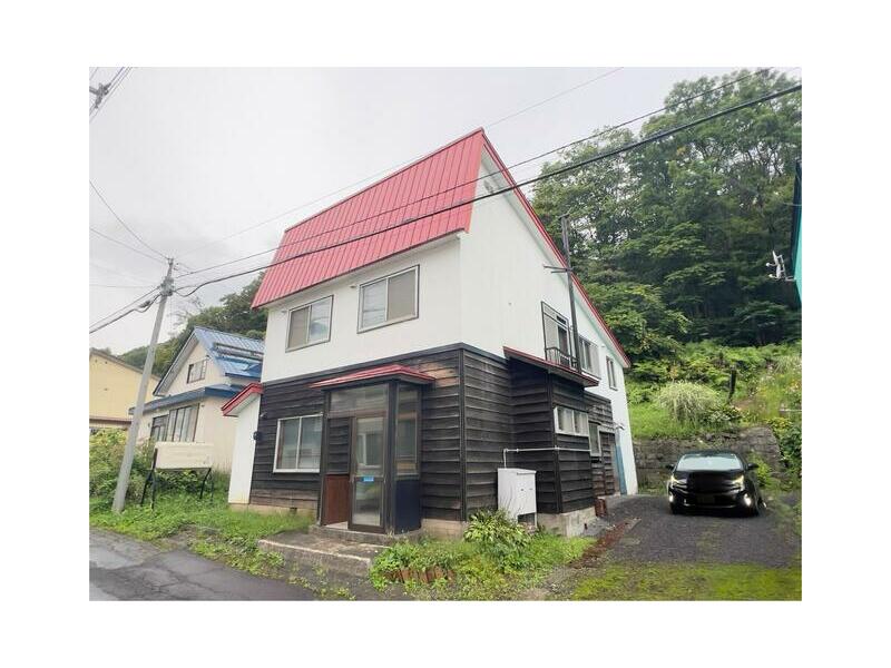2-story building, 6LDK, 2 Chome Tenjin, Otaru City (Minami Otaru Station)