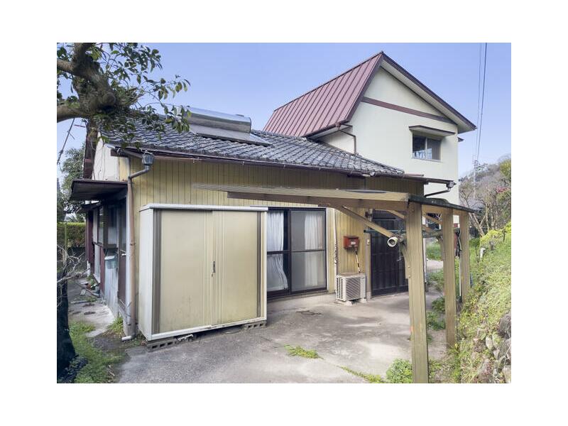 Oita-shi, Oita 2F 5DK

3,500,000 yen