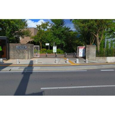 国立大学法人信州大学松本キャンパ 距離:1,818m