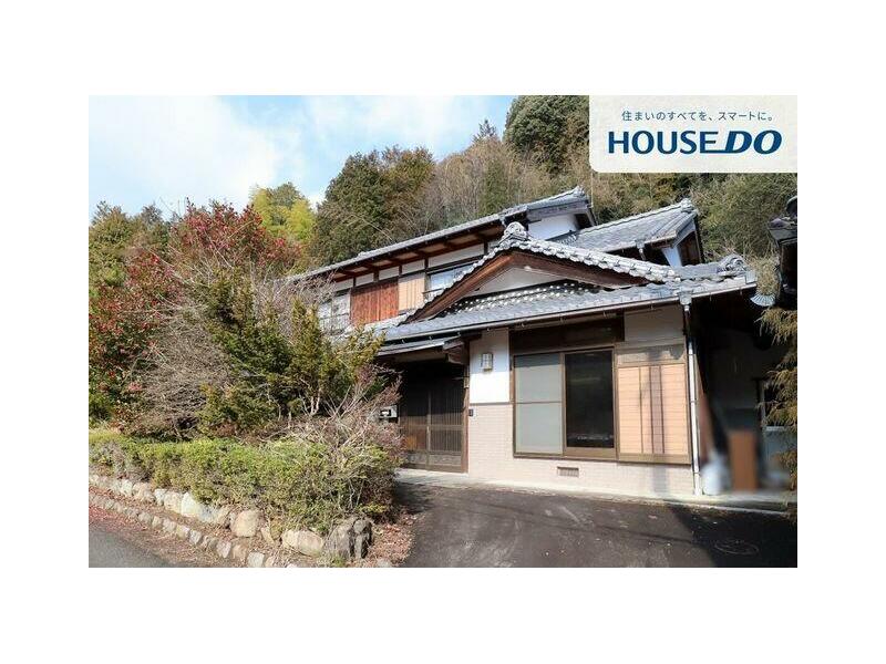 Koka-shi, Kouga Konan-cho Nogawa (Terasho Sta.) 2F 13SDK

3,980,000 yen