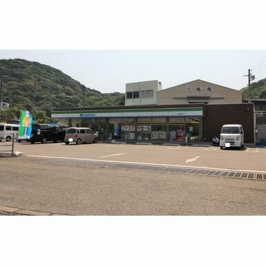 ファミリーマート 下関卸本町店 距離:1,257m