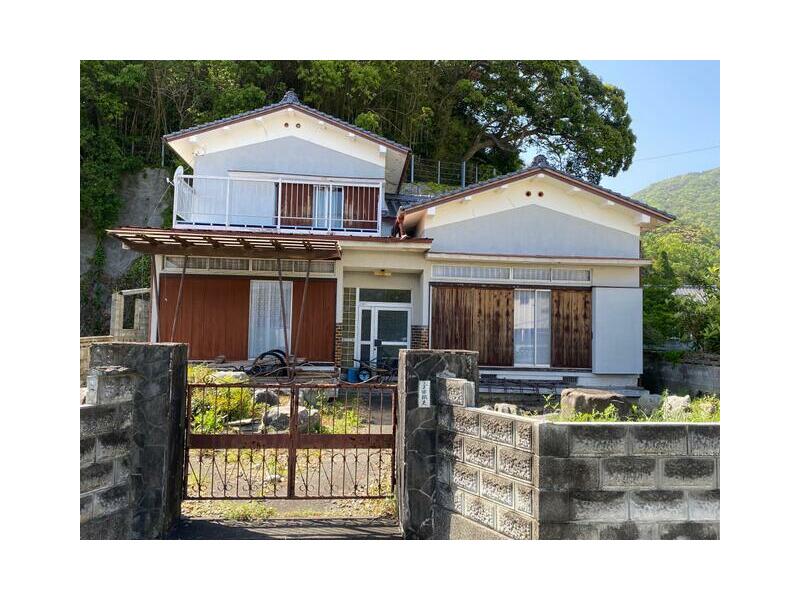 Saeki City, Oaza Nie (Kariu Station) 2F 7DK

300,000 yen