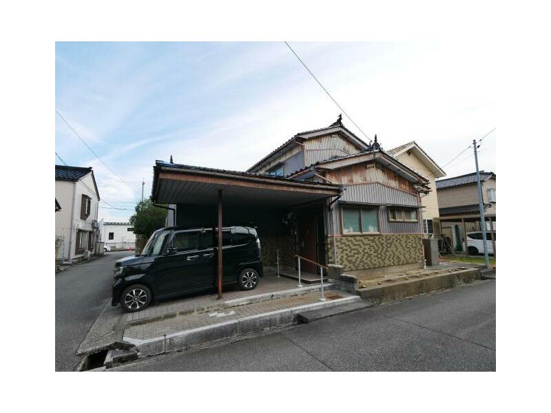 Takaoka City, Kamimakino (Daiichi Inn Shinminato Cross Bay Mae Station) 2-story 5DK