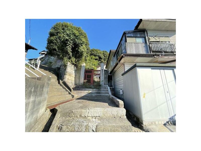 Shimonoseki City, Miyata-cho 1-chome (Shimonoseki Station) 2-story building 6DK