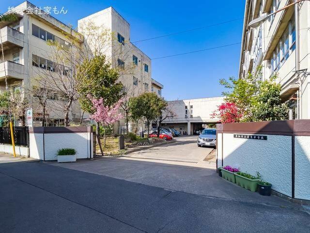アットホーム 草加市 北谷２丁目 獨協大学前駅 2階建 ４ｌｄｋ 草加市の新築一戸建て 提供元 株 家もん 一軒家 家の購入